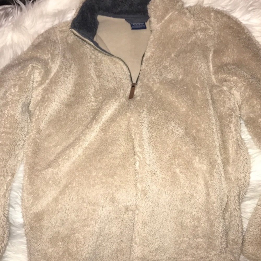Charles river apparel pullover
